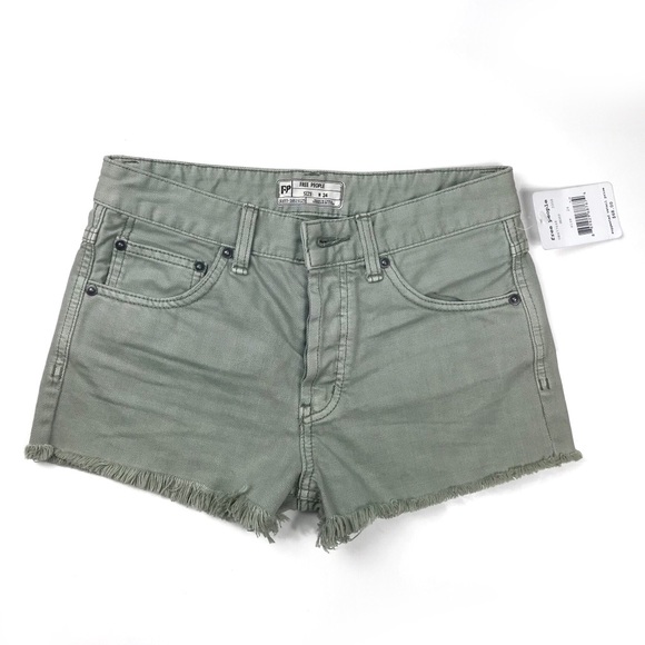 Free People Uptown Frayed Moss Shorts NEW - Picture 2 of 4
